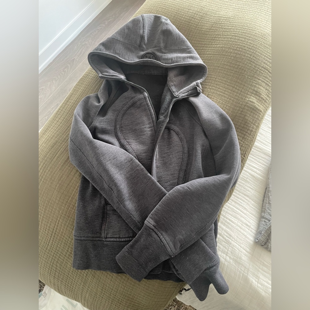 Lululemon Scuba Hoodie - Picture 1 of 1